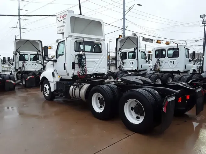 2019 NAVISTAR INTERNATIONAL LT625 DAYCAB T/A
