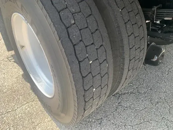 2019 International 4300