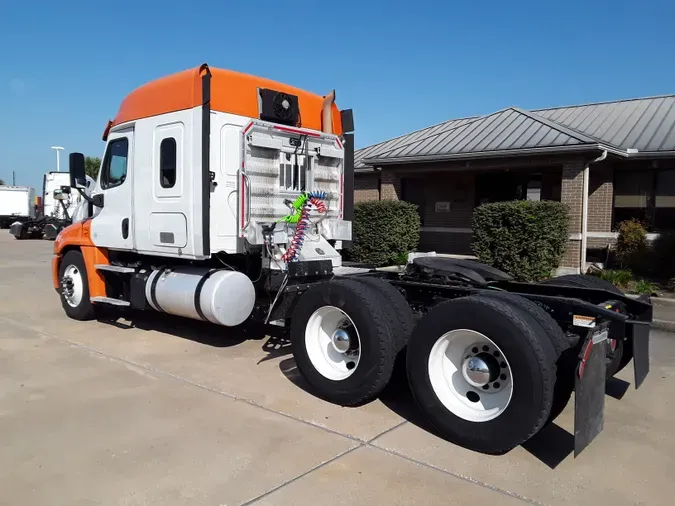 2019 FREIGHTLINER/MERCEDES CASCADIA 125