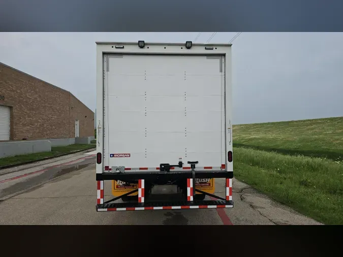 2023 Isuzu NPR-HD
