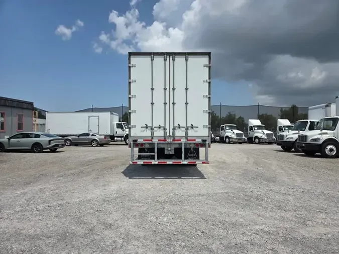 2020 FREIGHTLINER/MERCEDES M2 106
