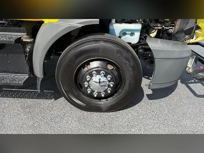2018 INTERNATIONAL RH613