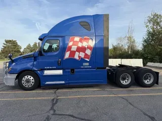 2019 FREIGHTLINER CA126