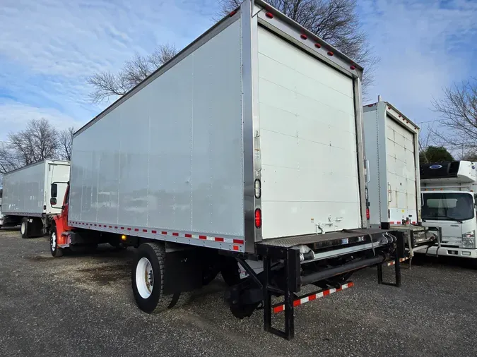 2018 FREIGHTLINER/MERCEDES M2 106