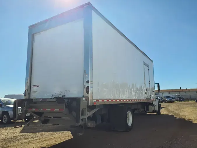 2019 FREIGHTLINER/MERCEDES M2 106