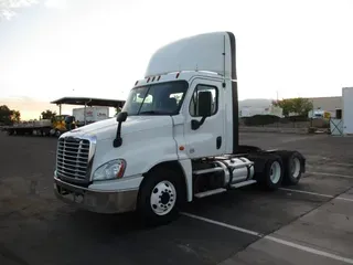 2018 FREIGHTLINER CASCADIA 125