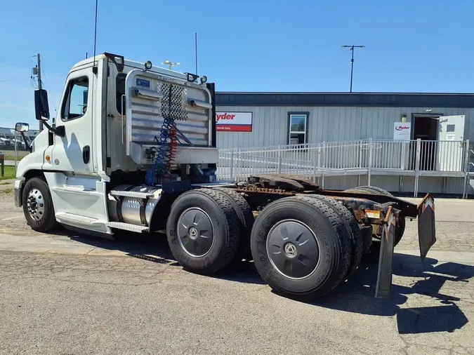 2019 FREIGHTLINER/MERCEDES CASCADIA 125053c2f20d07362673bd53bfe3aa5e314