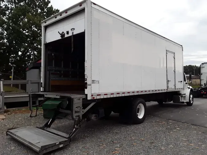 2019 FREIGHTLINER M2 106