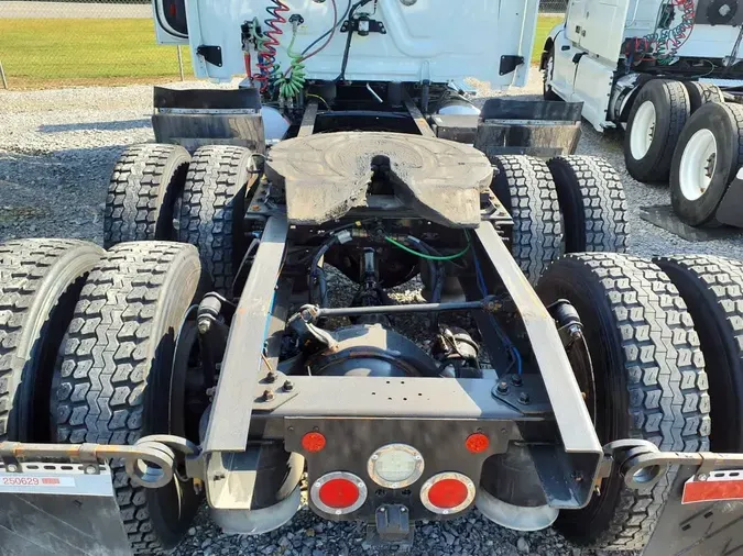 2020 FREIGHTLINER NEW CASCADIA PX12664