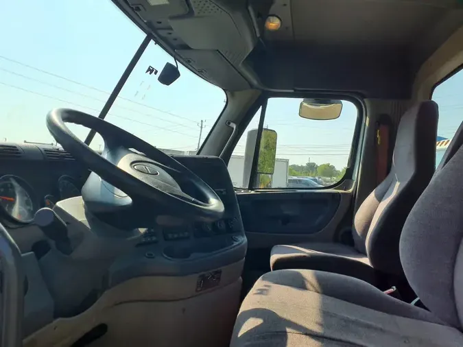 2019 FREIGHTLINER CASCADIA 125