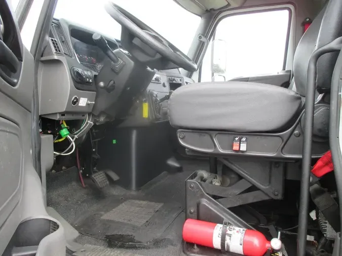 2019 INTERNATIONAL MV-607