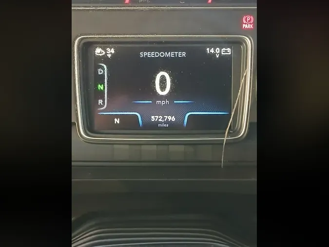 2019 NAVISTAR INTERNATIONAL LT625 SLPR CAB