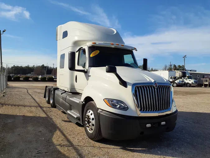 2020 NAVISTAR INTERNATIONAL LT625 SLPR CAB