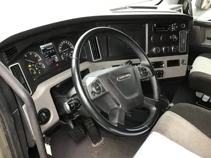 2020 FREIGHTLINER CA126