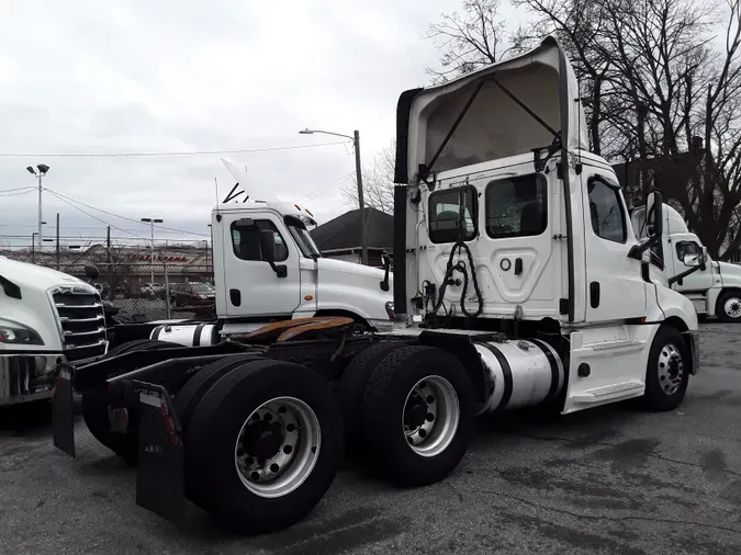 2020 FREIGHTLINER/MERCEDES NEW CASCADIA PX12664