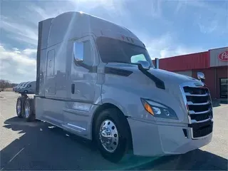 2019 FREIGHTLINER CASCADIA 126