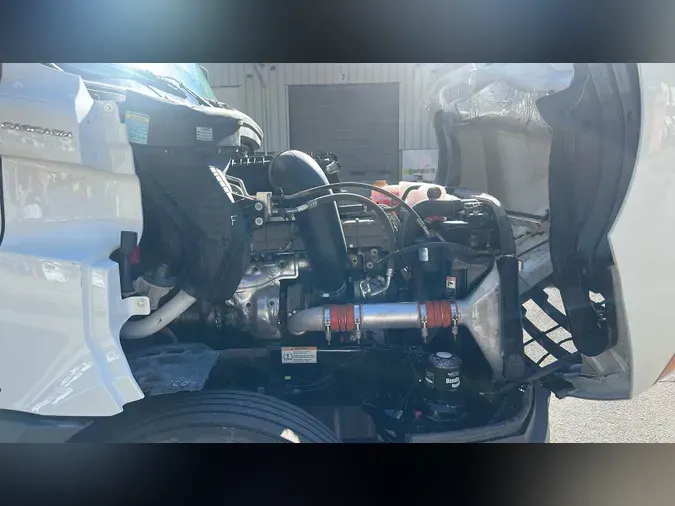 2021 Freightliner Cascadia 126055c50c40f811eed198dd90776bf98f8