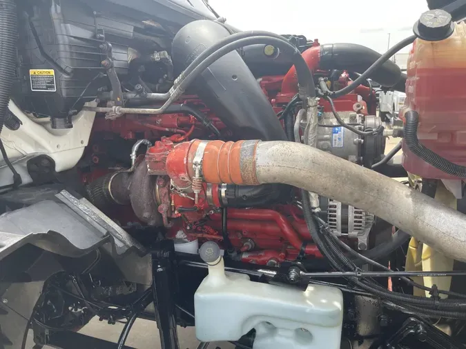 2019 International LT625