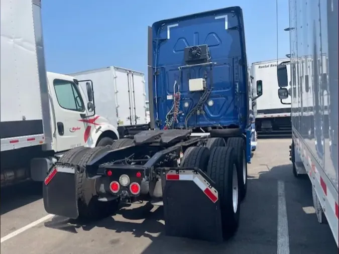 2019 FREIGHTLINER NEW CASCADIA PX12664