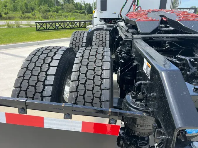 2026 Kenworth T8800560565300ecfcf77c294b217b8ebd9a