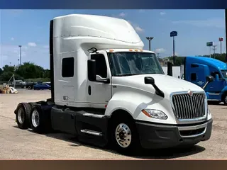 2022 INT LT625 6x4