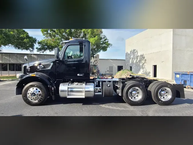 2023 Peterbilt 567056723a5874fd8b38240df383d84873b