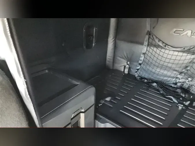 2023 FREIGHTLINER CA126