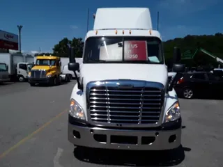 2015 FREIGHTLINER CASCADIA 113