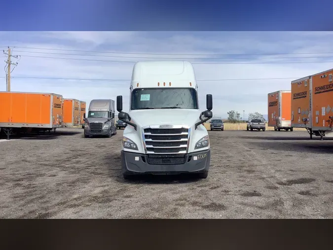 2020 Freightliner Cascadia