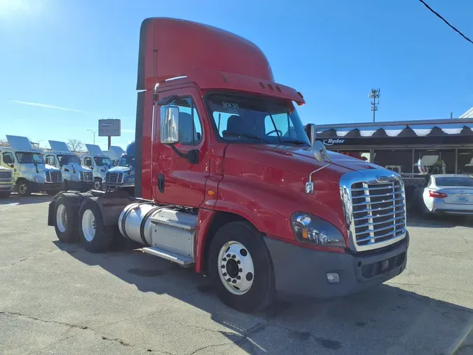 2019 FREIGHTLINER/MERCEDES CASCADIA 125