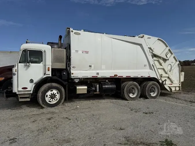 2013 PETERBILT 3200573854f7c282e7e41cf35384897c42c