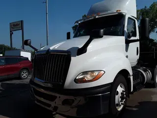 2019 NAVISTAR INTERNATIONAL LT625 DAYCAB T/A