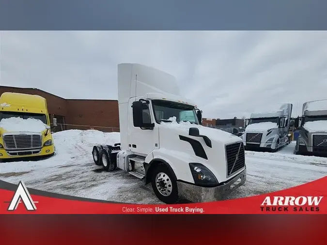 2018 VOLVO VNL300