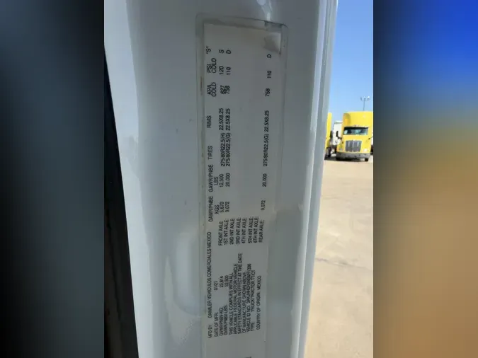 2022 Freightliner Cascadia