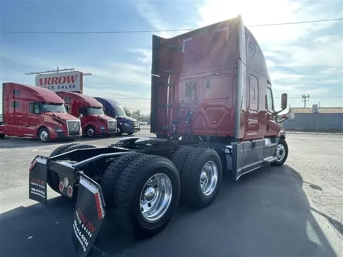 2019 FREIGHTLINER CASCADIA