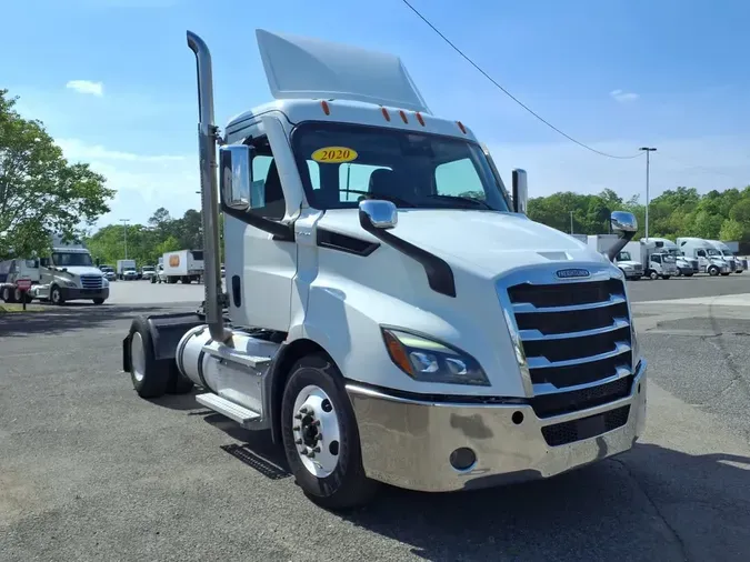 2020 FREIGHTLINER/MERCEDES NEW CASCADIA 116