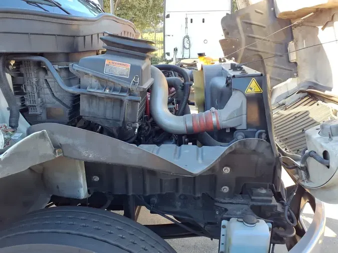 2020 NAVISTAR INTERNATIONAL MV607 (4X2)