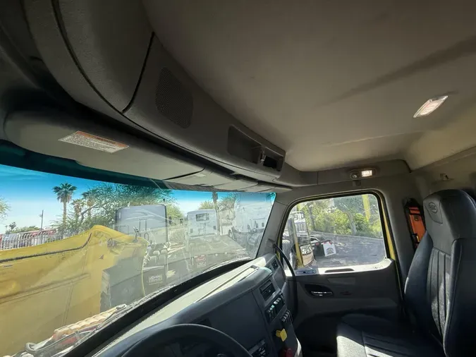 2021 Peterbilt 579058bce6f9f94585b48b93f2b691f731f