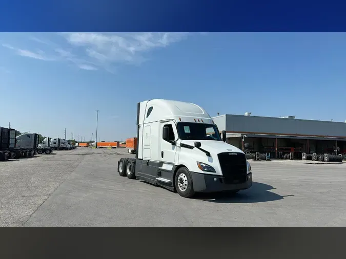2021 Freightliner Cascadia 126058c3fef68ff6fa736e3581226cfda37