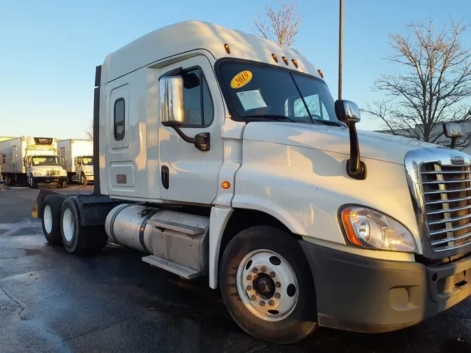 2019 FREIGHTLINER/MERCEDES CASCADIA 125