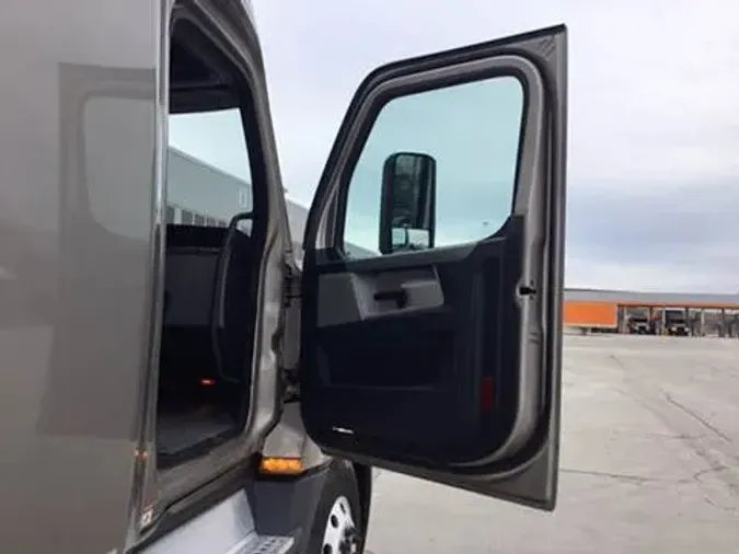 2020 Freightliner Cascadia