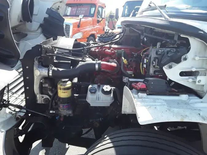 2016 FREIGHTLINER M2 106