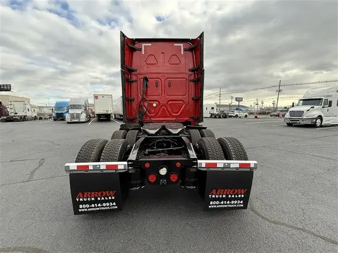 2021 FREIGHTLINER CASCADIA