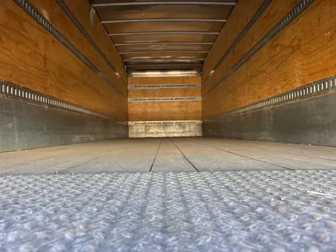 2019 Freightliner Business Class M2 106