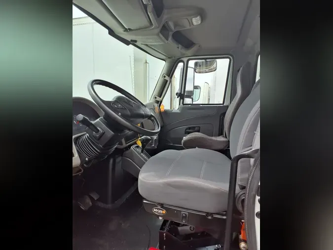 2019 NAVISTAR INTERNATIONAL 4300