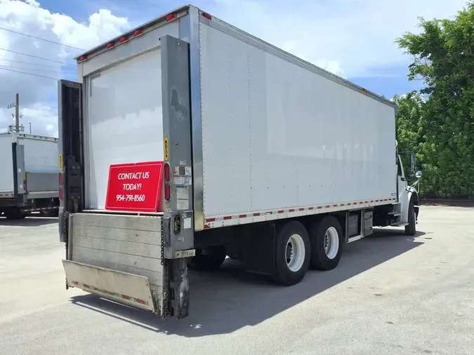 2018 FREIGHTLINER M2 106