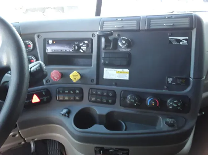 2018 FREIGHTLINER/MERCEDES CASCADIA 113