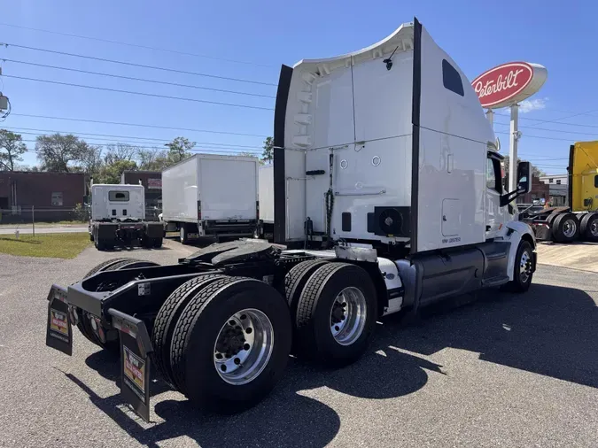 2020 Peterbilt 579