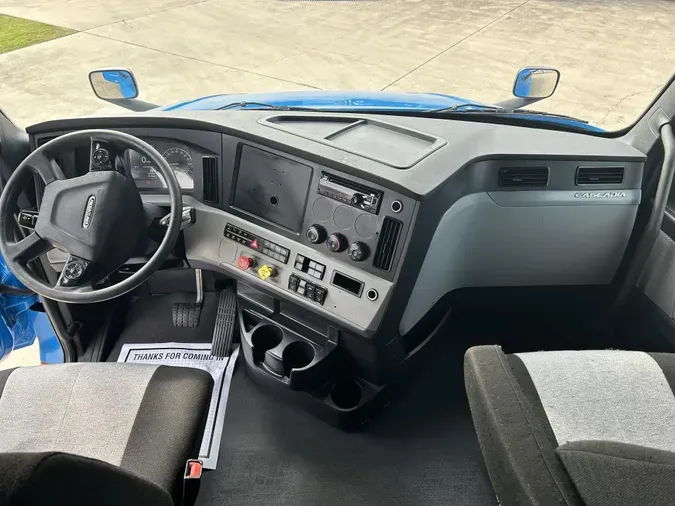 2021 Freightliner Cascadia