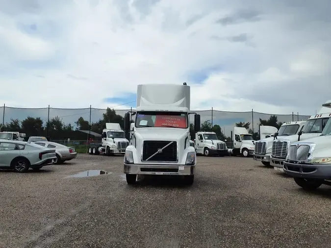 2018 VOLVO VNL64TRACTOR